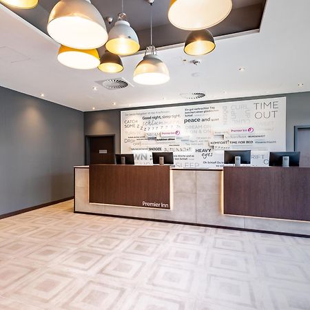 Premier Inn Muenchen City Zentrum Екстериор снимка