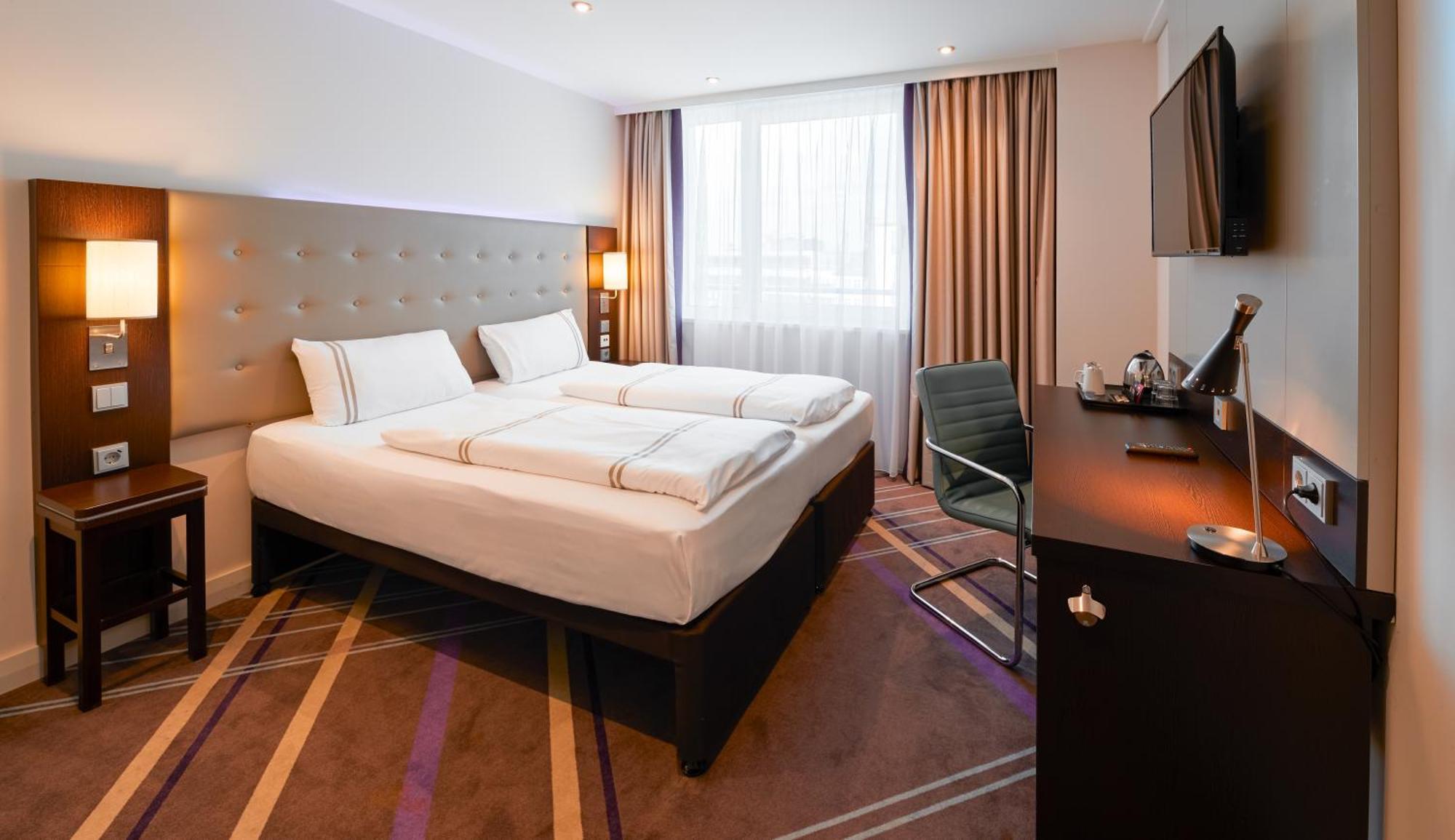 Premier Inn Muenchen City Zentrum Екстериор снимка