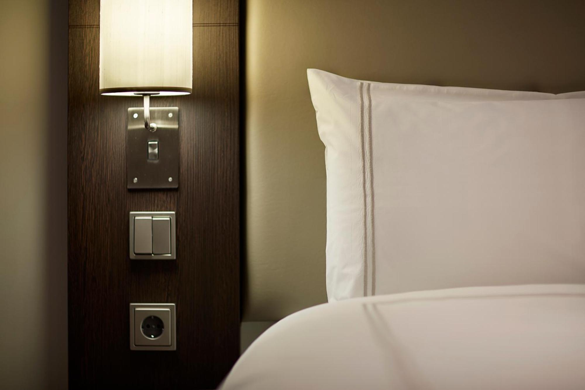 Premier Inn Muenchen City Zentrum Екстериор снимка