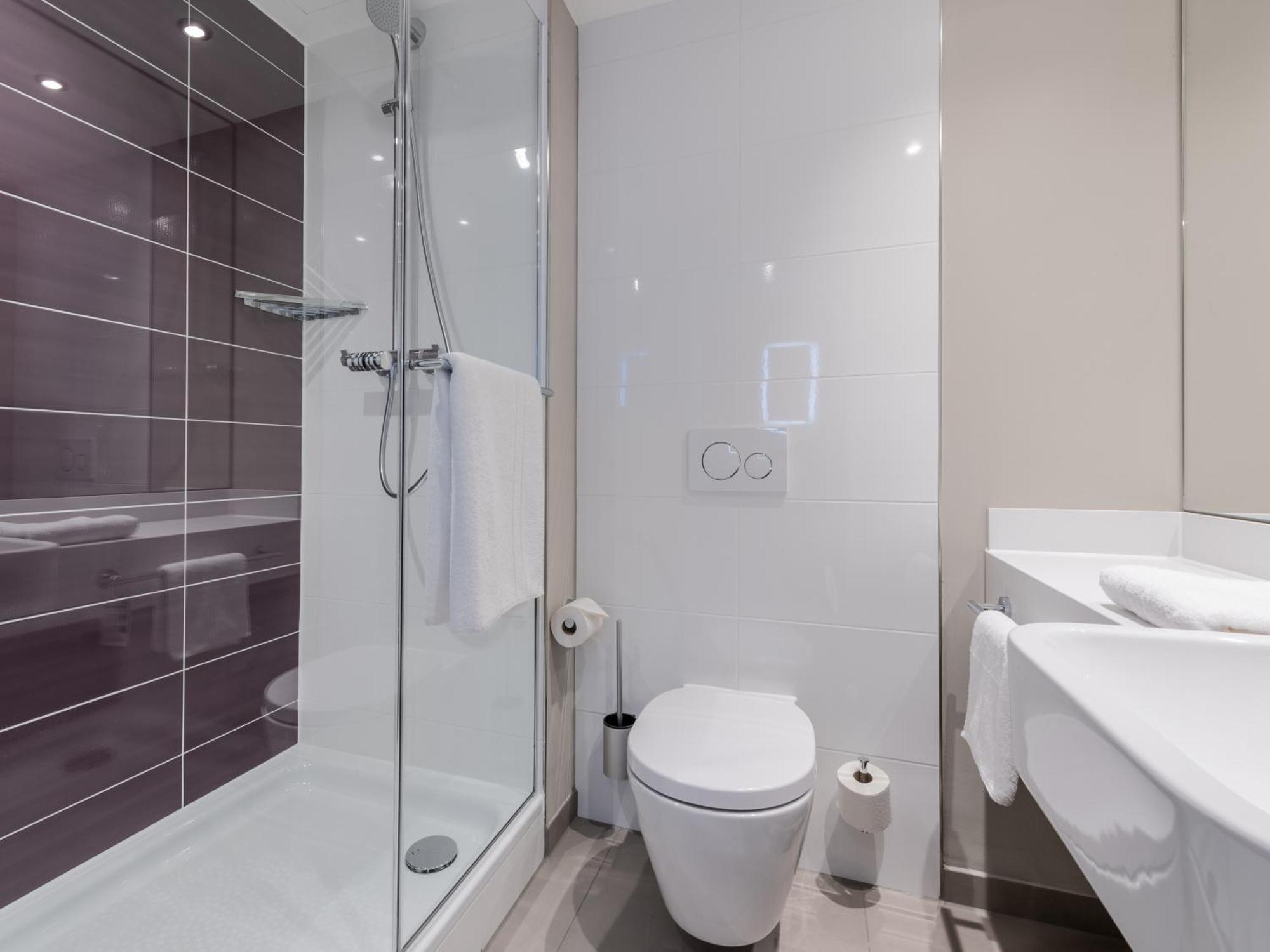 Premier Inn Muenchen City Zentrum Екстериор снимка